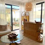 Daire Great Outdoor Living Steps Away From The